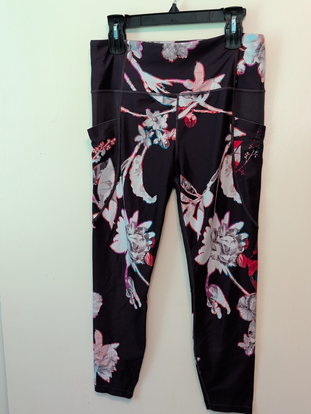 Athleta Black Floral High-Rise Pocket Leggings Women's Gym Workout Pants Purple
